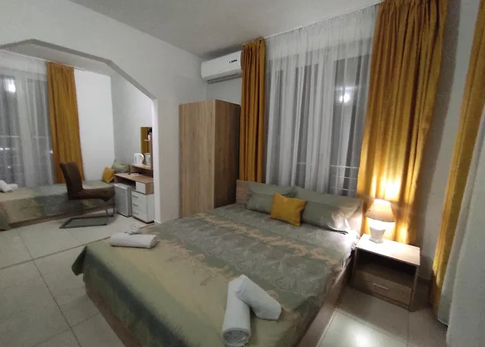 къща симона 3* Китен